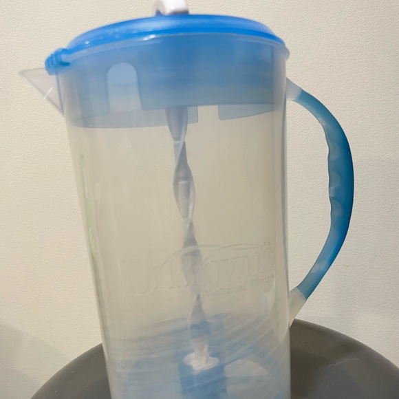 Dr. brown’s mixing pitcher - Picture 2 of 2